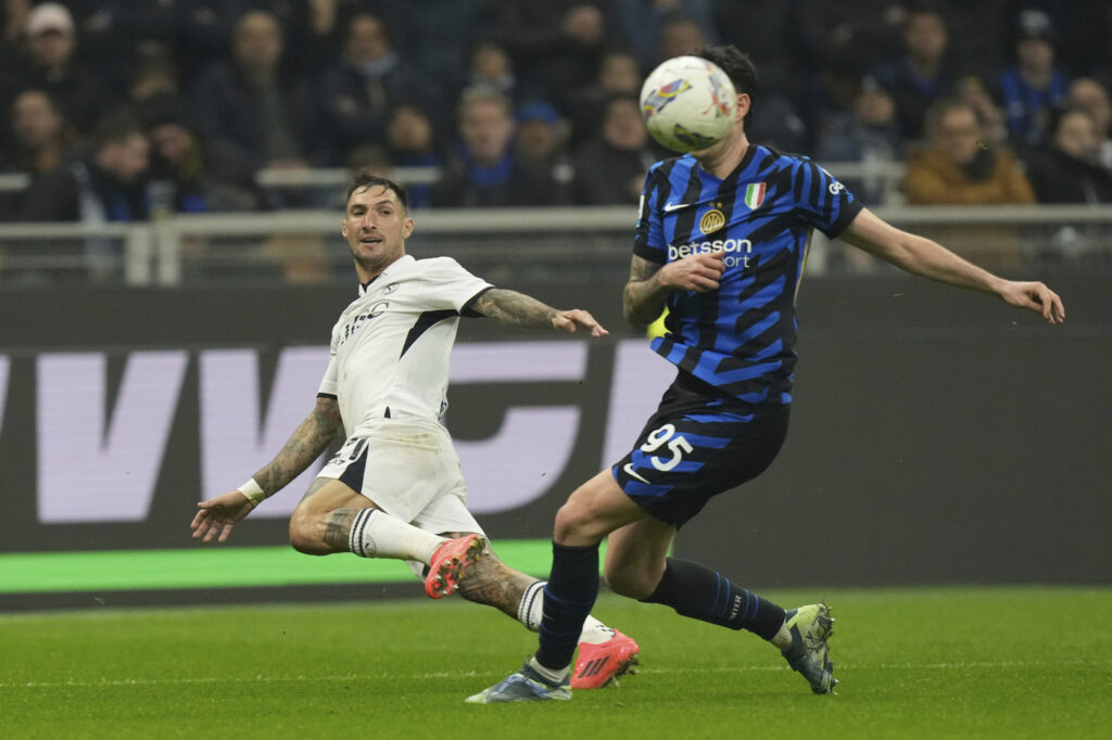 Galleria foto 'Serie A, Inter-Napoli 1-1: Calhanoglu sbaglia un rigore e Conte critica il VAR' - foto 6