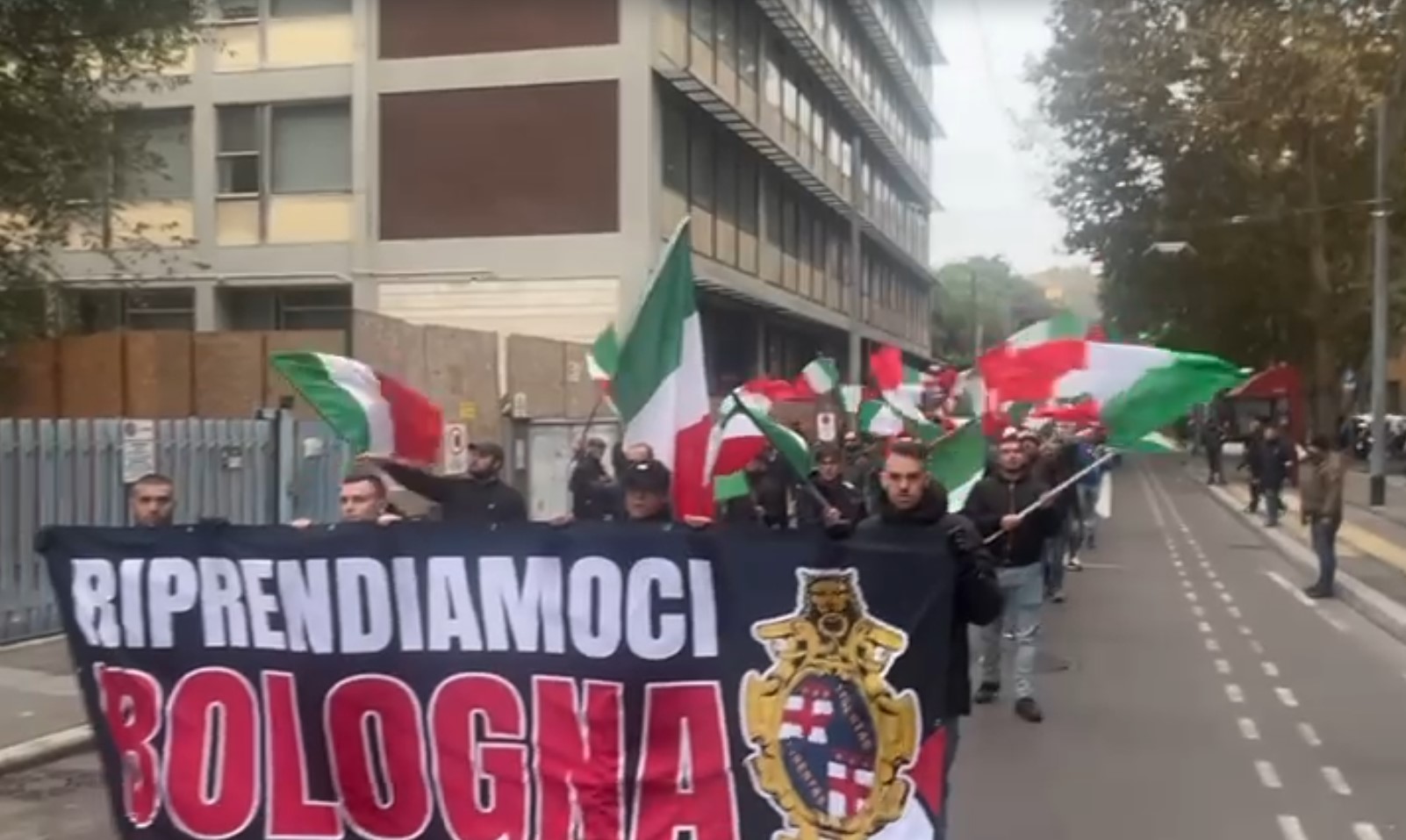 Bologna, scontro Viminale-Comune sul via libera alla manifestazione dei ‘Patrioti’