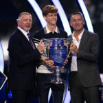 Atp Finals, Sinner premiato con la coppa del n.1 al Mondo: “È speciale”