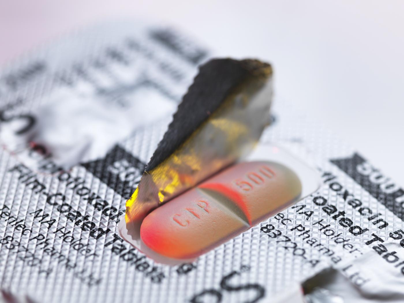 Farmaci, in Italia cresce consumo di antibiotici Farmaci, in Italia cresce consumo di antibiotici