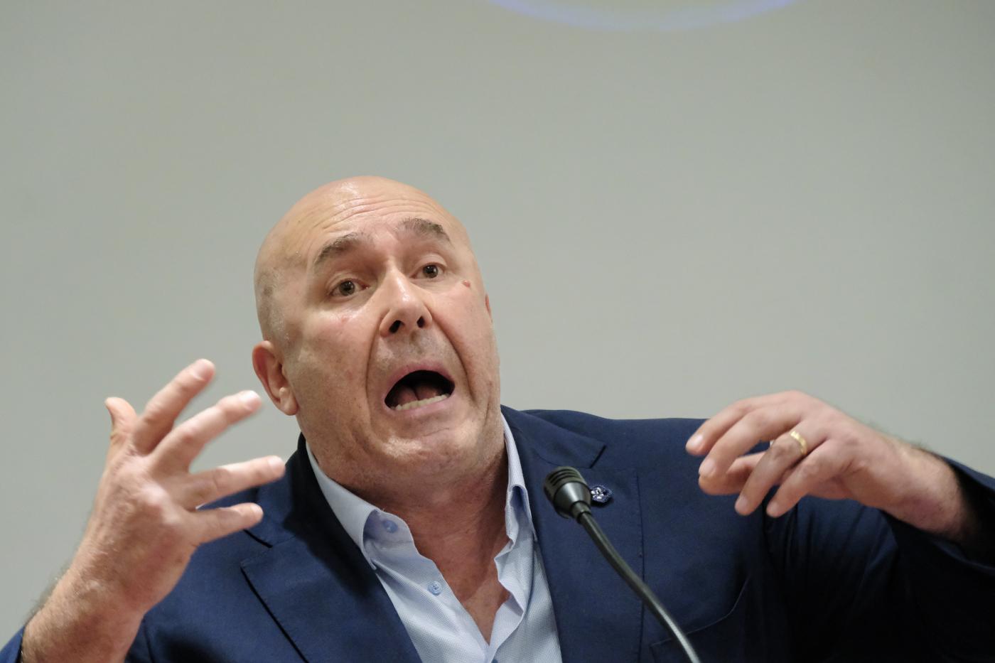 Umbria, ‘io i voti li compro’: bufera su Bandecchi