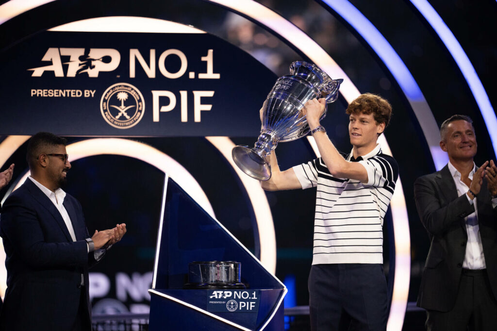 Galleria foto 'Jannik Sinner premiato a Torino: è il nuovo numero 1 del ranking ATP 2024' - foto 5