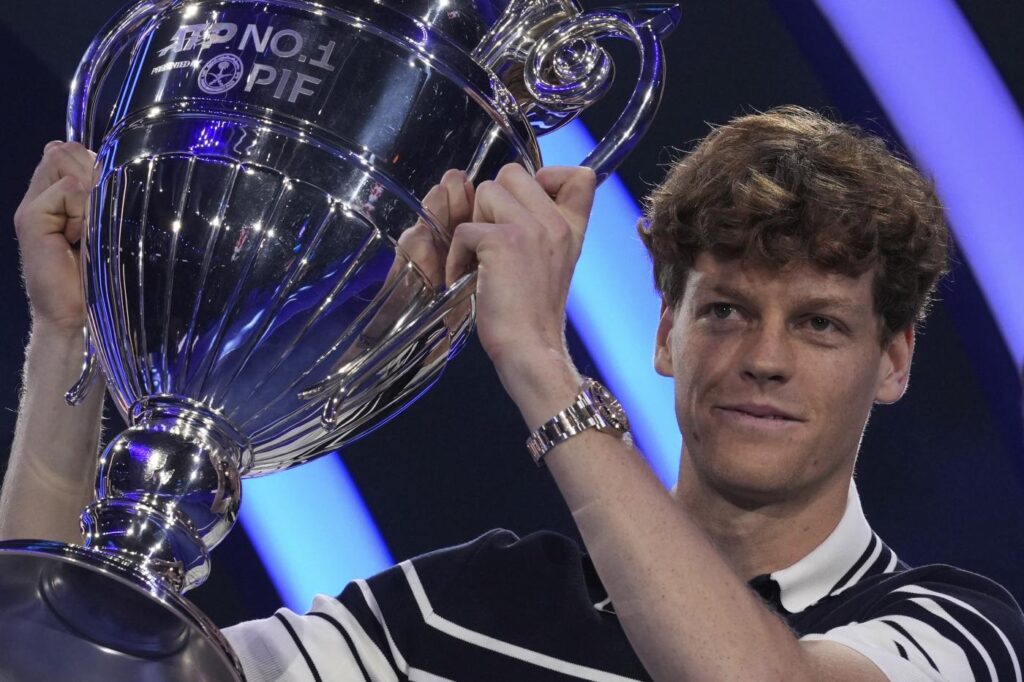 Galleria foto 'Jannik Sinner premiato a Torino: è il nuovo numero 1 del ranking ATP 2024' - foto 3