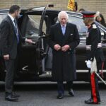 Re Carlo III compie 76 anni ma festeggia senza Camilla