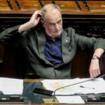Terzo mandato, bocciato emendamento Lega al Senato. Calderoli: “Amarezza”