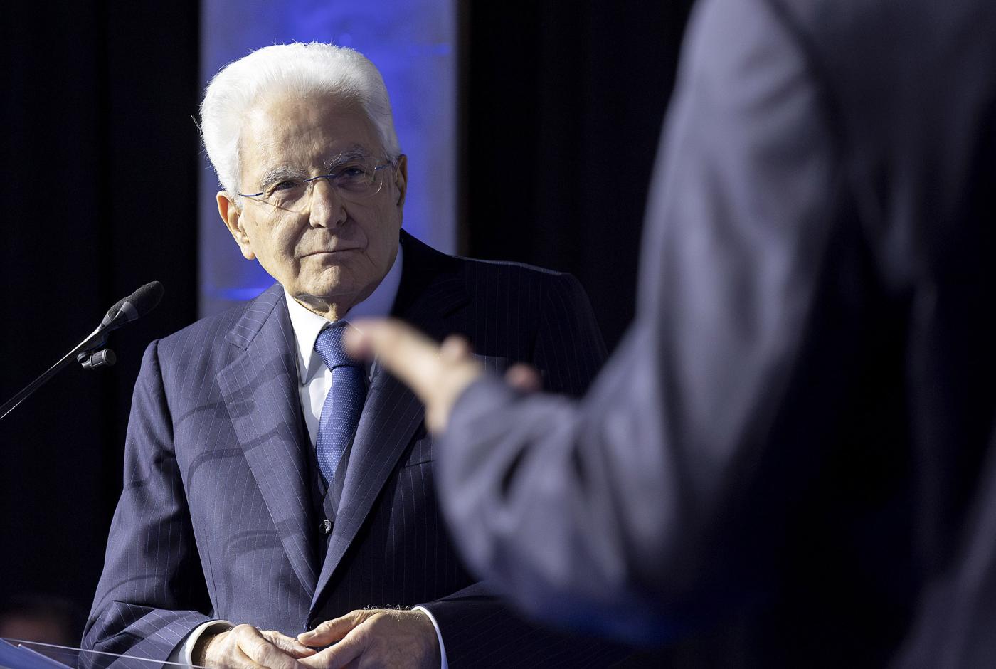 Mattarella: “Io arbitro fuori da contesa. Promulgato leggi che non condividevo”
