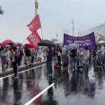 G20, corteo di protesta a Copacabana: cori contro imperialismo e bandiere Palestina