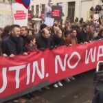 Germania, a Berlino scende in piazza l’opposizione russa in esilio