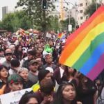 Cile, migliaia di persone a Santiago sfilano per il Pride