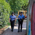 Prof picchiata a Castellammare di Stabia, rientro a scuola con i carabinieri