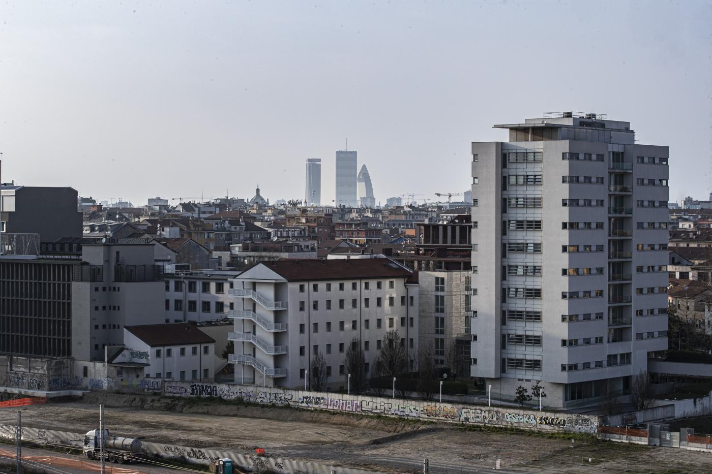 Milano, inchieste su abusi edilizi: da 5 cantieri un buco di 14,4 milioni per Palazzo Marino