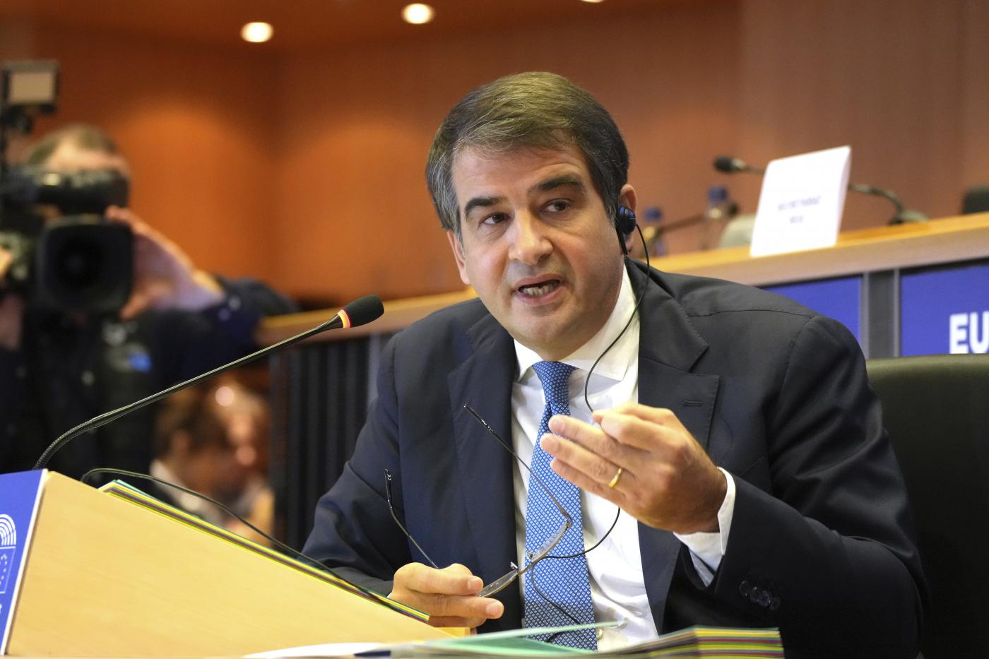Ue, tornano i veti incrociati: sospese valutazioni su Fitto e Ribera Ue, tornano i veti incrociati: sospese valutazioni su Fitto e Ribera