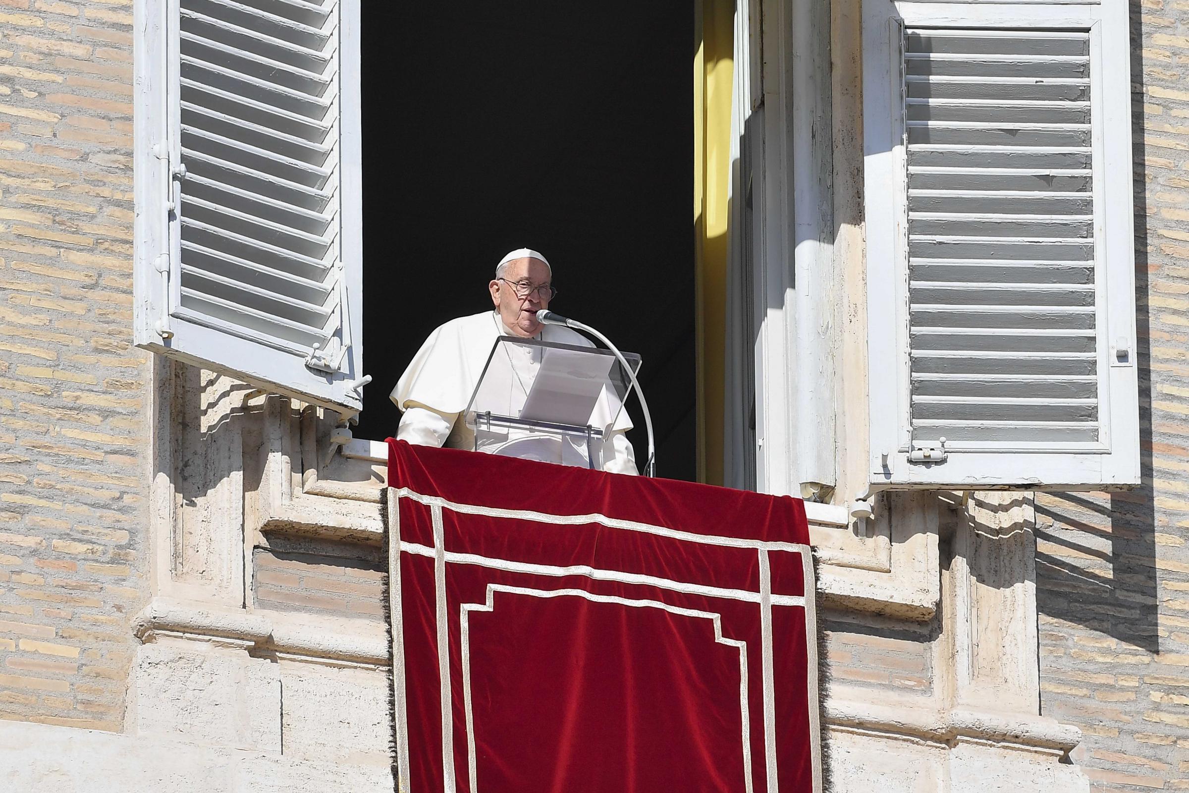 Vaticano, Papa: “Il mondo è sotto la minaccia di un conflitto nucleare” Vaticano, Papa: “Il mondo è sotto la minaccia di un conflitto nucleare”