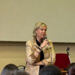 Violenza donne, la consigliera regionale veneta Cestaro in lacrime: “Io l’ho vissuta”