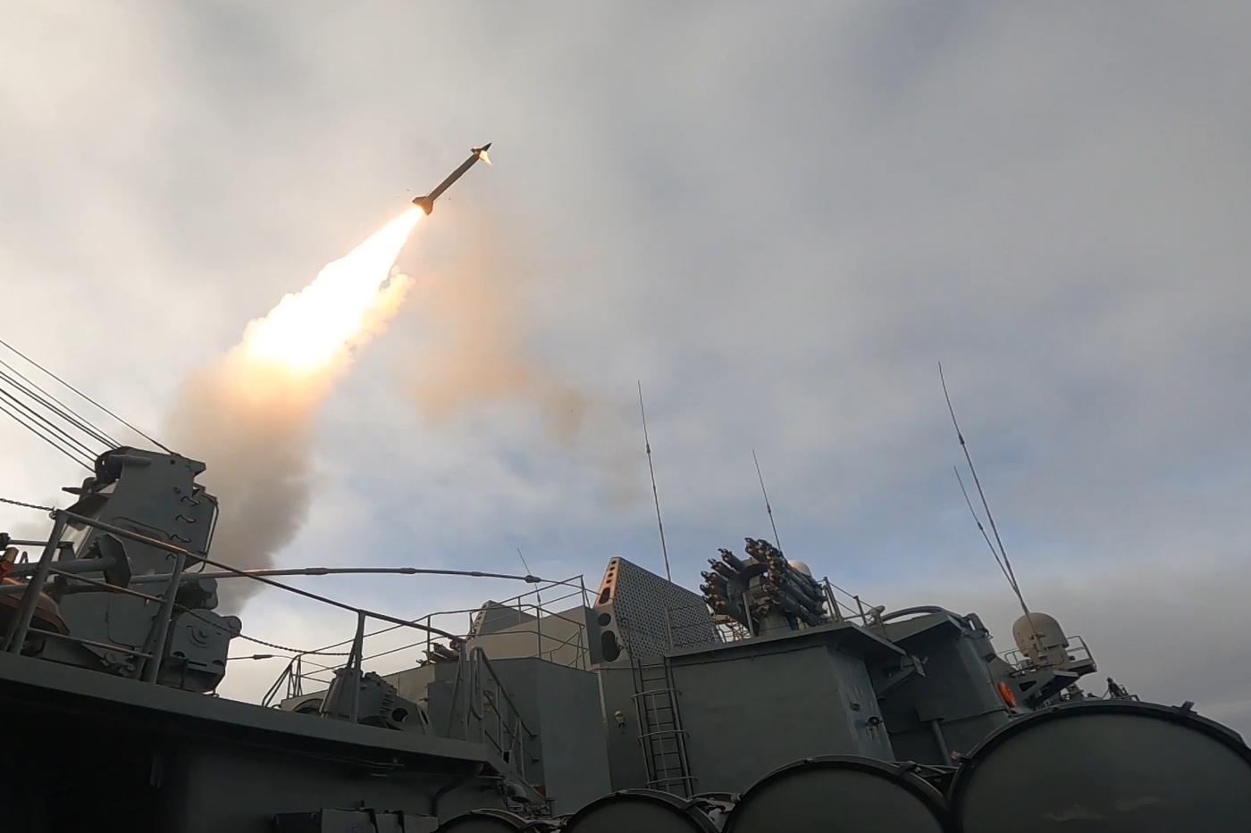 Ucraina, Russia lancia per la prima volta un missile balistico intercontinentale