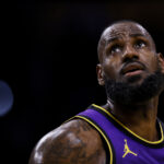 Nba, LeBron James si prende una pausa dai social network