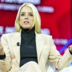 Usa, Trump nomina Pam Bondi ministro della Giustizia