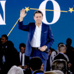 M5S, la due giorni di Nova tra dibattiti e contestazioni
