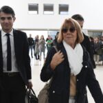 Caso Gisele Pelicot in Francia, chiesti 20 anni per il marito: la drogò facendo abusare di lei decine di uomini