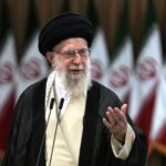 Medioriente, Khamenei: “Deve essere emessa condanna a morte per Netanyahu”