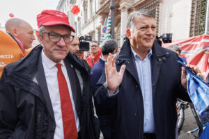 Roma, manifestazione dei lavoratori della componentistica automotive