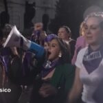 America Latina, migliaia di donne in corteo contro la violenza di genere