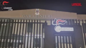 Latina, blitz antidroga carabinieri-polizia: 16 arresti