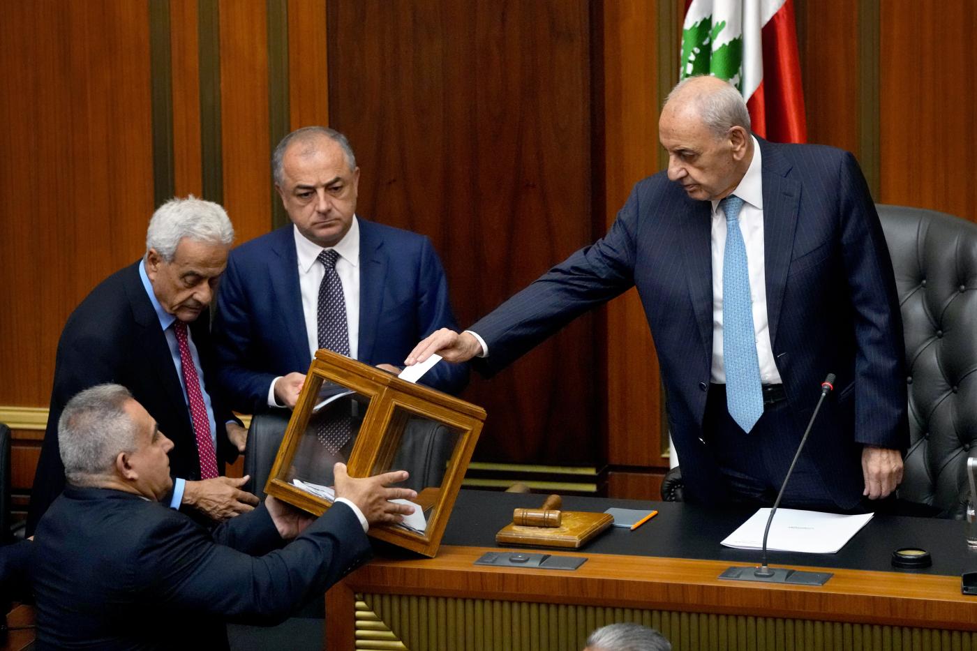 Libano, parlamento si riunirà il 9 gennaio per eleggere nuovo presidente