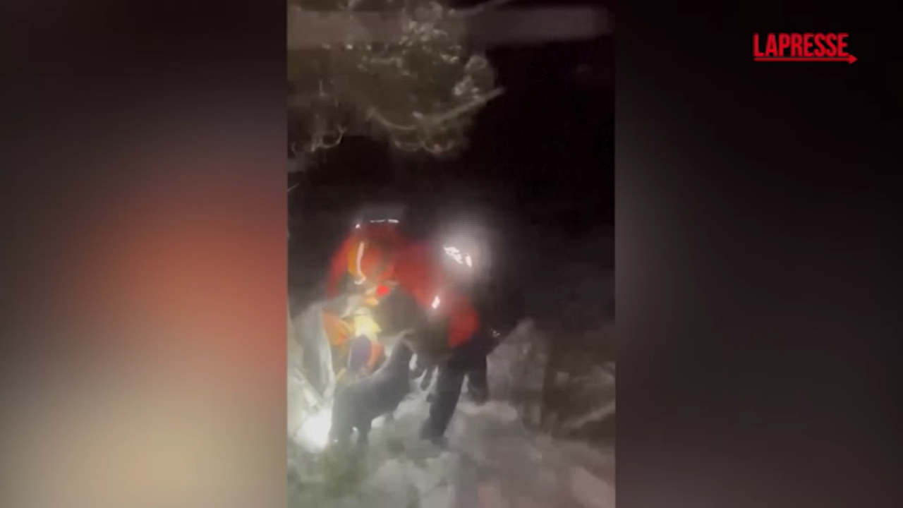 Turchia, anziani si perdono durante una bufera di neve: il salvataggio