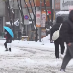Corea del Sud, enorme tempesta di neve: disagi e strade bloccate