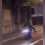 Ramy Elgaml, lo scooter inseguito dai carabinieri a Milano: il video ripreso da un passante