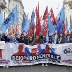 Sciopero generale 29 novembre, il corteo di Cgil e Uil a Milano