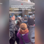 Sciopero generale, polizia carica studenti a Torino