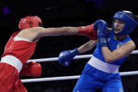 Olimpiadi di Parigi 2024 - Boxe, Angela Carini si ritira dopo pochi secondi di gara contro Imane Khelif