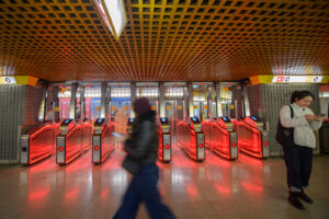 Sciopero del trasporto pubblico a Milano, la metro deserta