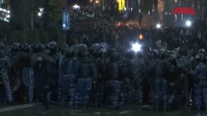 Georgia, scontri a Tiblisi tra manifestanti e polizia