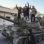 Siria, prosegue l’avanzata dei ribelli jihadisti. Tajani: “Niente rischi per gli italiani”