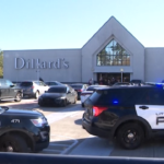 Usa, sparatoria in un centro commerciale in Arkansas: 3 feriti