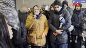 Milano, Rozza (Pd) contestata al corteo per Ramy al Corvetto