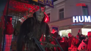 Austria, la tradizionale corsa dei Krampus ad Hollabrunn