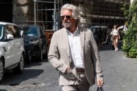 Beppe Grillo all’arrivo a Roma