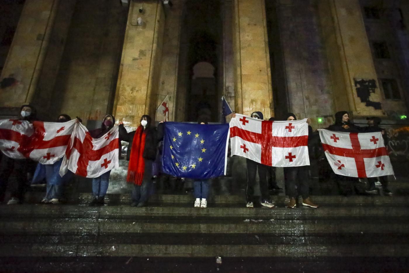 Georgia, premier: “Proteste finanziate dall’estero. Qui mai come Maidan”