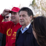 Stellantis, Conte a confronto con operai Pomigliano: “Aprire subito tavolo europeo”