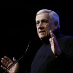 Stellantis, Tajani: “Azienda ha dovere morale di investire in Italia”. Fontana: “Auspico Elkann in Parlamento”