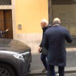 Grillo contro Conte, il silenzio del leader M5S