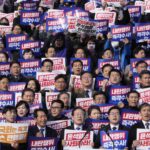 Corea del Sud, opposizioni chiedono impeachment Yoon dopo legge marziale. Voto il 6 o 7 dicembre