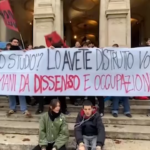 Roma, studenti dei licei occupati protestano al Mim: “Non criminalizzate il dissenso”