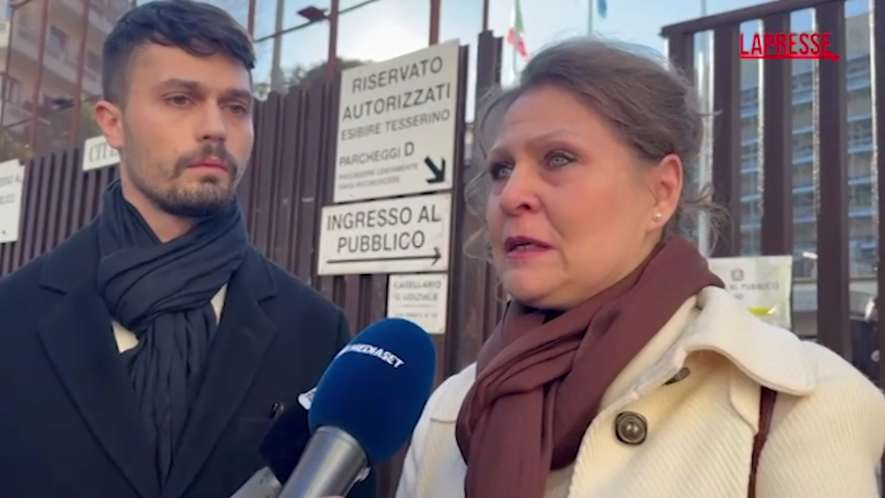 Matteo Falcinelli in procura a Roma, la madre: “Vogliamo giustizia, mai più violenze”