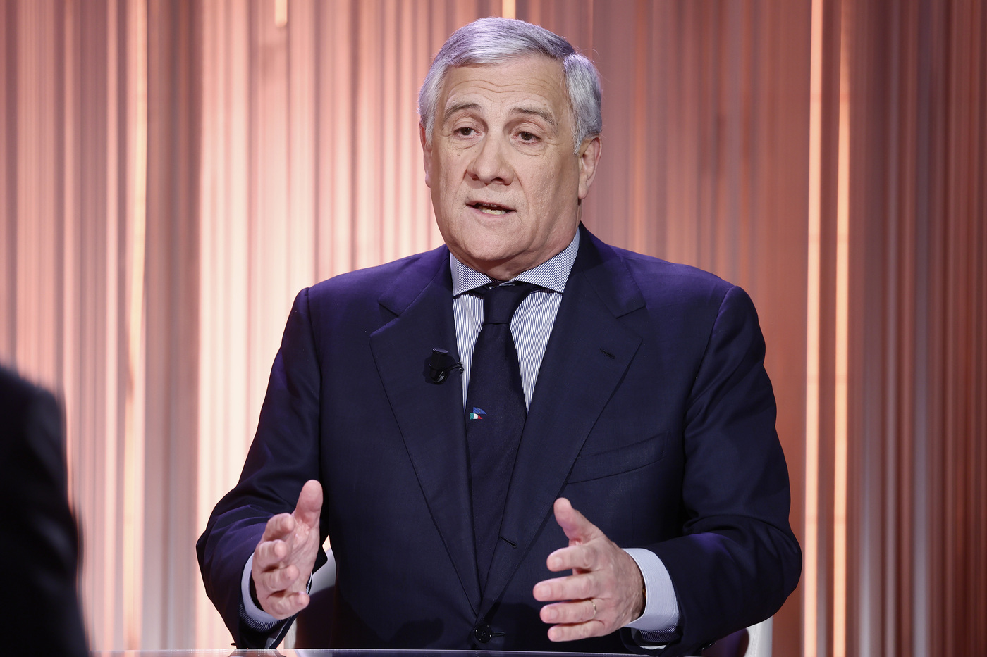 Siria, Tajani: “Situazione degli Italiani nel Paese è sotto controllo”