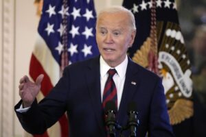 Washington - Il Presidente Joe Biden ad un evento in onore dei veterani e delle loro famiglie alla Casa Bianca